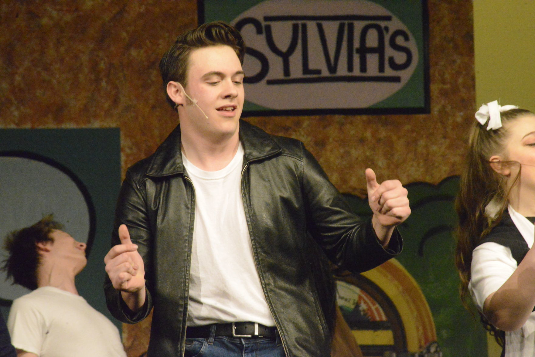 031120 moline musical 208.JPG